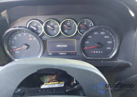 2019 Chevrolet Silverado K1500 Rst z USA, uszkodzony, nr VIN 3GCUYEED0KG119751